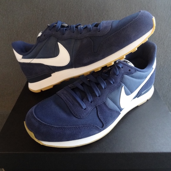 nike id internationalist